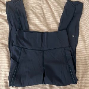 Lululemon - Mesh Legging with Pocket
